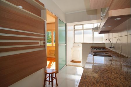 Apartamento à venda com 74m², 2 quartos e 1 vagaCozinha