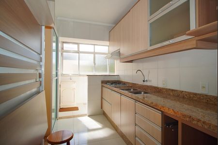 Apartamento à venda com 74m², 2 quartos e 1 vagaCozinha
