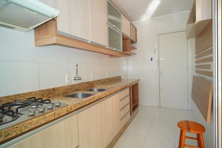 Apartamento à venda com 74m², 2 quartos e 1 vagaCozinha