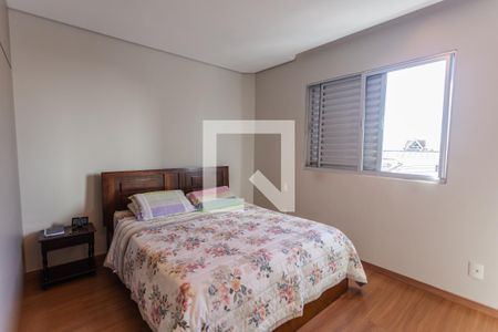 Apartamento à venda com 270m², 4 quartos e 3 vagas Apartamento à venda com 270m², 4 quartos e 3 vagasQuarto