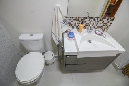 Casa à venda com 138m², 4 quartos e 1 vagaBanheiro Social