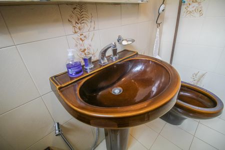 Casa à venda com 138m², 4 quartos e 1 vagaBanheiro Social 2