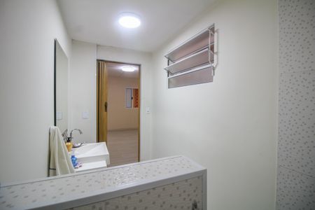 Casa à venda com 138m², 4 quartos e 1 vagaBanheiro Social