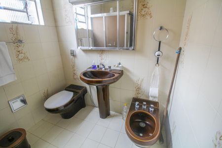 Casa à venda com 138m², 4 quartos e 1 vagaBanheiro Social 2