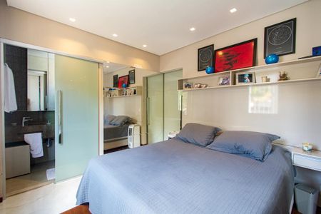 Apartamento à venda com 90m², 3 quartos e 2 vagas Apartamento à venda com 90m², 3 quartos e 2 vagasSuíte