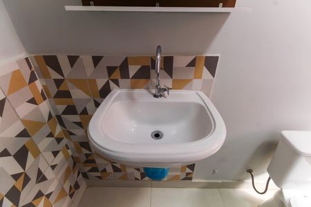 Casa de condomínio para alugar com 100m², 2 quartos e 1 vagaBanheiro