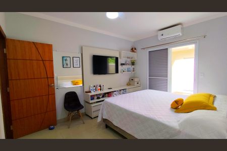 Casa de condomínio para alugar com 210m², 4 quartos e 4 vagasSuíte 2