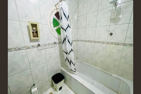 Casa à venda com 110m², 3 quartos e 1 vaga Casa à venda com 110m², 3 quartos e 1 vagaBanheiro 3