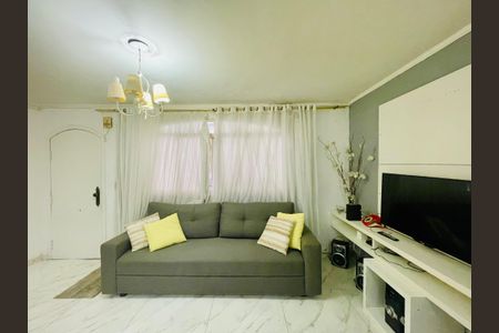 Sala de casa à venda com 3 quartos, 110m² em Vila Itapegica, Guarulhos