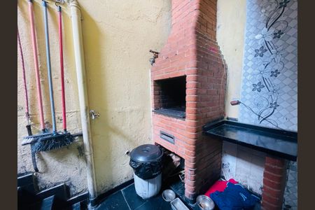 Casa à venda com 110m², 3 quartos e 1 vaga Casa à venda com 110m², 3 quartos e 1 vagaChurrasqueira