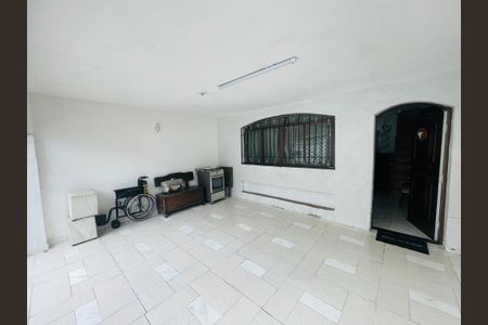 Casa à venda com 110m², 3 quartos e 1 vaga Casa à venda com 110m², 3 quartos e 1 vagaGaragem