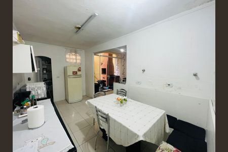 Casa à venda com 110m², 3 quartos e 1 vaga Casa à venda com 110m², 3 quartos e 1 vagaCozinha