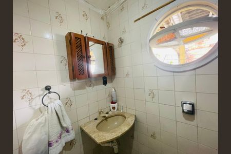 Casa à venda com 110m², 3 quartos e 1 vaga Casa à venda com 110m², 3 quartos e 1 vagaBanheiro 2