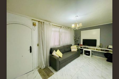 Casa à venda com 110m², 3 quartos e 1 vaga Casa à venda com 110m², 3 quartos e 1 vagaSala