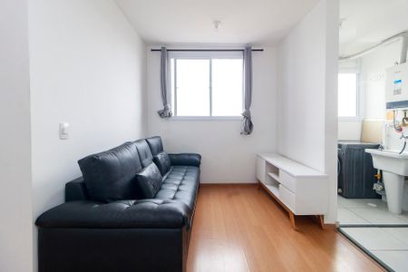 Sala de apartamento para alugar com 2 quartos, 44m² em Parque Maria Helena, São Paulo