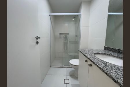 Apartamento para alugar com 56m², 2 quartos e 1 vaga Apartamento para alugar com 56m², 2 quartos e 1 vagaBanheiro