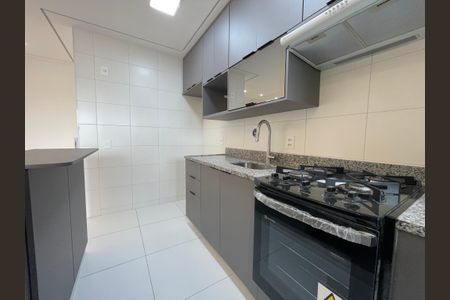 Apartamento para alugar com 56m², 2 quartos e 1 vaga Apartamento para alugar com 56m², 2 quartos e 1 vagaCozinha e Área de Serviço