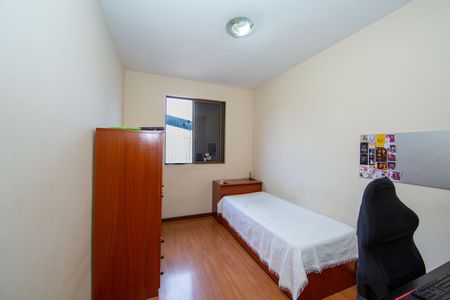 Casa à venda com 400m², 4 quartos e 3 vagasQuarto 2