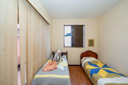 Casa à venda com 400m², 4 quartos e 3 vagasQuarto