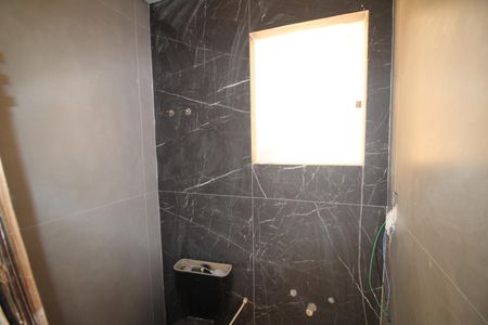 Banheiro 1 de casa à venda com 3 quartos, 154m² em Novo Eldorado, Contagem