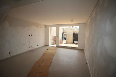 Sala de casa à venda com 3 quartos, 154m² em Novo Eldorado, Contagem