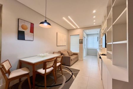 Sala  de apartamento à venda com 2 quartos, 78m² em Ipanema, Rio de Janeiro