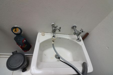 Casa à venda com 150m², 3 quartos e 2 vagasÁrea de Serviço