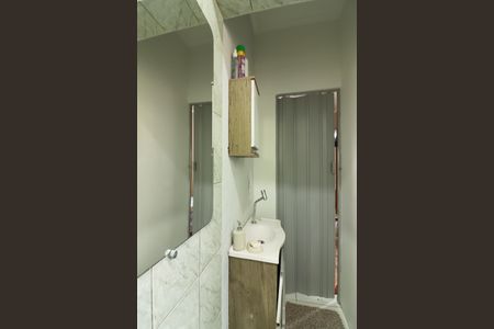 Casa à venda com 150m², 3 quartos e 2 vagasQuarto 2 - Suíte Banheiro