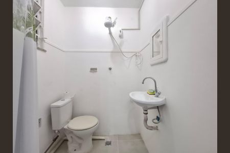 Banheiro Social de apartamento para alugar com 1 quarto, 22m² em Centro, Rio de Janeiro