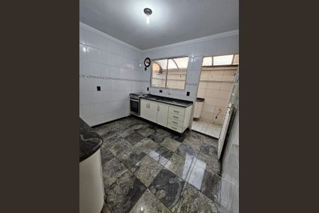 Casa à venda com 65m², 2 quartos e 1 vagaFoto 13