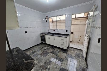 Casa à venda com 65m², 2 quartos e 1 vagaFoto 11
