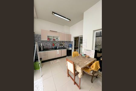 Apartamento à venda com 58m², 1 quarto e 1 vagaCozinha