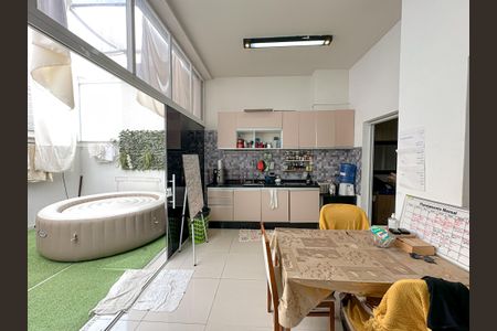 Apartamento à venda com 58m², 1 quarto e 1 vagaCozinha