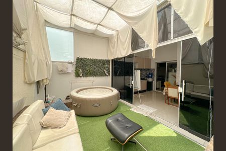 Apartamento à venda com 58m², 1 quarto e 1 vagaÁrea Externa