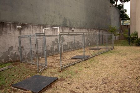 Apartamento para alugar com 57m², 2 quartos e sem vaga Apartamento para alugar com 57m², 2 quartos e sem vagaÁrea - Pet