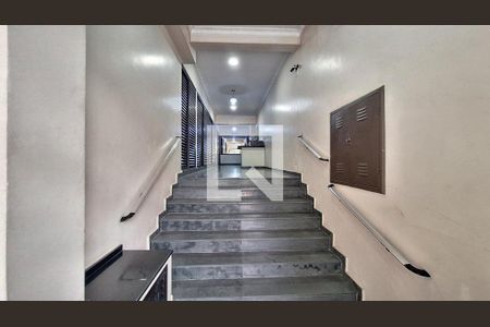 Apartamento à venda com 59m², 2 quartos e sem vaga Apartamento à venda com 59m², 2 quartos e sem vagaEntrada