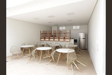 Apartamento para alugar com 63m², 2 quartos e 2 vagasÁrea comum - Churrasqueira