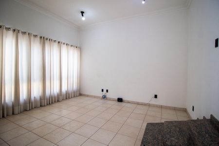 Casa para alugar com 360m², 4 quartos e 4 vagasSala 2