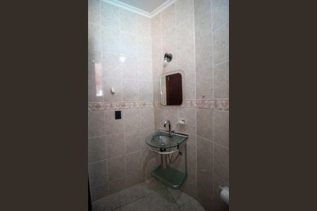 Casa para alugar com 360m², 4 quartos e 4 vagasLavabo 