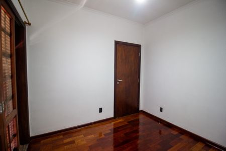 Casa para alugar com 360m², 4 quartos e 4 vagasQuarto