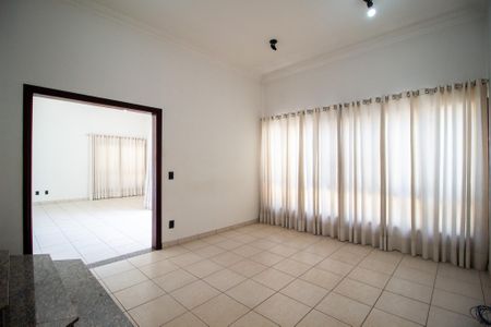 Casa para alugar com 360m², 4 quartos e 4 vagasSala 2