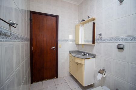 Casa para alugar com 360m², 4 quartos e 4 vagasBanheiro da Suite 2