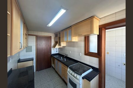Apartamento à venda com 187m², 3 quartos e 2 vagasCozinha