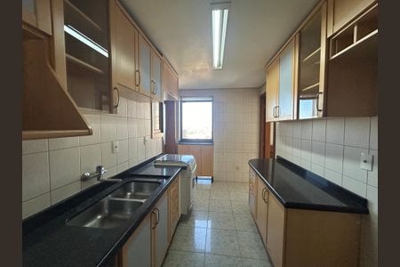 Apartamento à venda com 187m², 3 quartos e 2 vagasCozinha