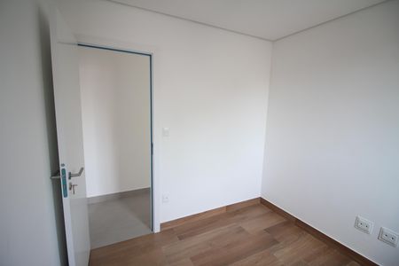 Apartamento à venda com 83m², 3 quartos e 2 vagasQuarto 2