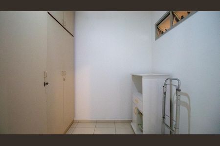 Apartamento para alugar com 103m², 2 quartos e 1 vaga Apartamento para alugar com 103m², 2 quartos e 1 vagaQuarto de Serviço