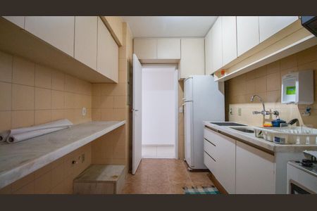 Apartamento para alugar com 103m², 2 quartos e 1 vaga Apartamento para alugar com 103m², 2 quartos e 1 vagaCozinha