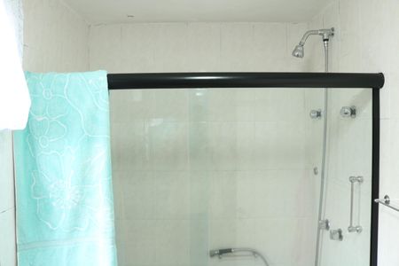 Apartamento à venda com 98m², 2 quartos e 2 vagasBanheiro da Suíte