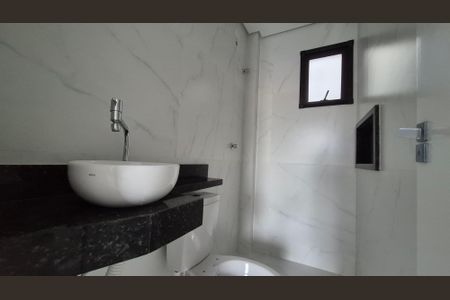 Apartamento à venda com 70m², 3 quartos e 2 vagasBanheiro da suíte