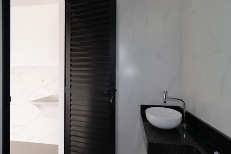 Apartamento à venda com 140m², 3 quartos e 2 vagasBanheiro de Serviço